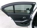 ３１８ｉ　Ｍスポーツ　エディションシャドー　ＨＤＤナビ　ＡＣＣ　ＥＴＣ　３６０カメラ　カーブドディスプレイ　シートヒーター　ヘッドアップディスプレイ　アンビエントライト　ＬＥＤヘッドライト　アップルカープレイ　純正１９ＡＷ（25枚目）