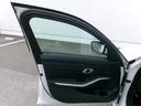 ３１８ｉ　Ｍスポーツ　エディションシャドー　ＨＤＤナビ　ＡＣＣ　ＥＴＣ　３６０カメラ　カーブドディスプレイ　シートヒーター　ヘッドアップディスプレイ　アンビエントライト　ＬＥＤヘッドライト　アップルカープレイ　純正１９ＡＷ（26枚目）