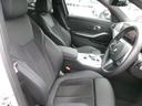 ３１８ｉ　Ｍスポーツ　エディションシャドー　ＨＤＤナビ　ＡＣＣ　ＥＴＣ　３６０カメラ　カーブドディスプレイ　シートヒーター　ヘッドアップディスプレイ　アンビエントライト　ＬＥＤヘッドライト　アップルカープレイ　純正１９ＡＷ（30枚目）