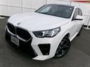 X2 xDrive 20i Mスポーツ 元社有車 HDDナビ ACC ETC 360度カメラ シートヒーター アイコニックグロウ Harman/Kardon 電動パノラマルーフ ステアリングヒーター 黒レザーシート 純正20AW 中古車画像_3
