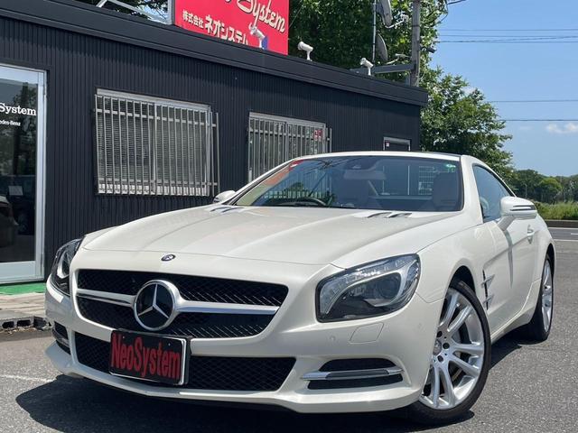 ＳＬ３５０　純正バネサス／マジックスカイルーフ／レーダーセーフティＰＫＧ／純正ナビ／バックモニター／ＥＴＣ／純正１９インチＡＷ／ベージュレザーシート／バイキセノンヘッドライト／キーレスゴー／パワートランクリッド(7枚目)