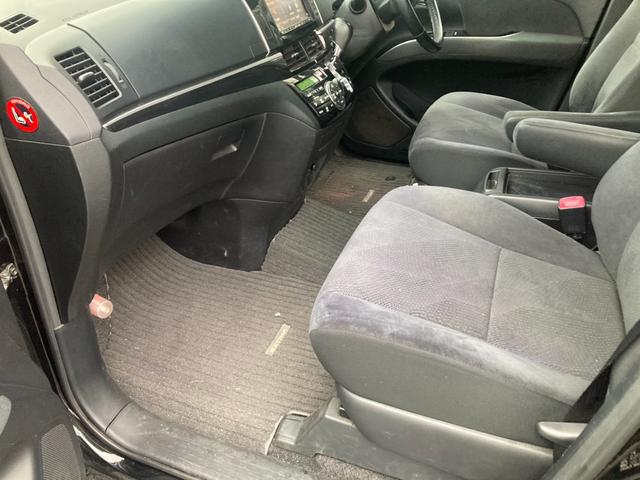 エスティマ アエラス /1年保証付き/後席フリップダウンM/両側パワースライドドア/アルパインナビ/地デジ/バックカメラ/プッシュスタート/スマートキー/3列シート/7人乗り/オットマン/純正18インチアルミ/クルコン(28枚目)