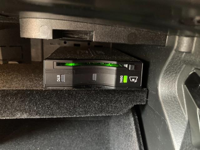 GLC GLC250 4マチックスポーツ /ダイヤモンドグリル/レーンキープアシスト/ブラインドスポット/LEDヘッドライト/純正ナビ地デジ/360度カメラ/ハーフレザー/パワーシート/アンビエントライト/プッシュスタート/パワートランク(31枚目)