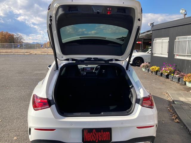 ＣＬＡクラス シューティングブレーク ＣＬＡ２００ｄ　シューティングブレーク　ＡＭＧライン　／ブラインドスポット／アダプティブクルーズコントロール／純正ナビ／地デジ／バックカメラ／アンビエントライト／ハーフレザーシート／パワーシート／パワーバックドア／ＬＥＤヘッドライト／純正１８インチアルミ（7枚目）