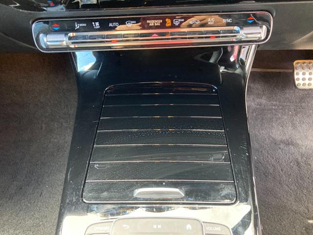 ＣＬＡクラス シューティングブレーク ＣＬＡ２００ｄ　シューティングブレーク　ＡＭＧライン　／ブラインドスポット／アダプティブクルーズコントロール／純正ナビ／地デジ／バックカメラ／アンビエントライト／ハーフレザーシート／パワーシート／パワーバックドア／ＬＥＤヘッドライト／純正１８インチアルミ（19枚目）