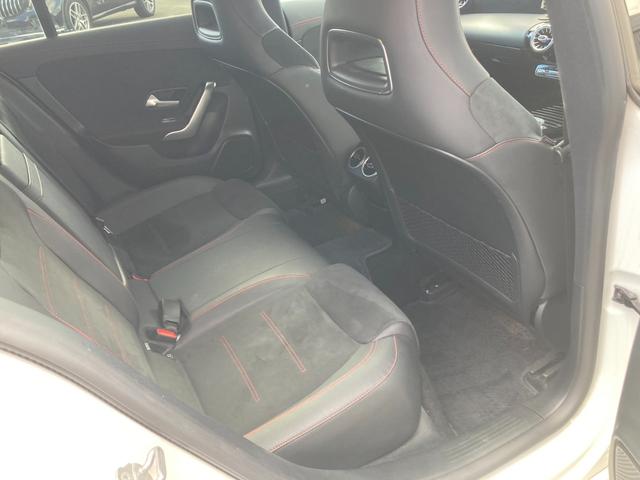 ＣＬＡクラス シューティングブレーク ＣＬＡ２００ｄ　シューティングブレーク　ＡＭＧライン　／ブラインドスポット／アダプティブクルーズコントロール／純正ナビ／地デジ／バックカメラ／アンビエントライト／ハーフレザーシート／パワーシート／パワーバックドア／ＬＥＤヘッドライト／純正１８インチアルミ（43枚目）
