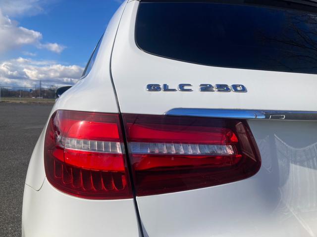 GLC GLC250 4マチックスポーツ /レーンキープアシスト/ブラインドスポット/LEDヘッドライト/純正ナビ地デジ/360度カメラ/ハーフレザーシート/パワーシート/アンビエントライト/プッシュS/スマートキ/パワートランク/純正アルミ(11枚目)