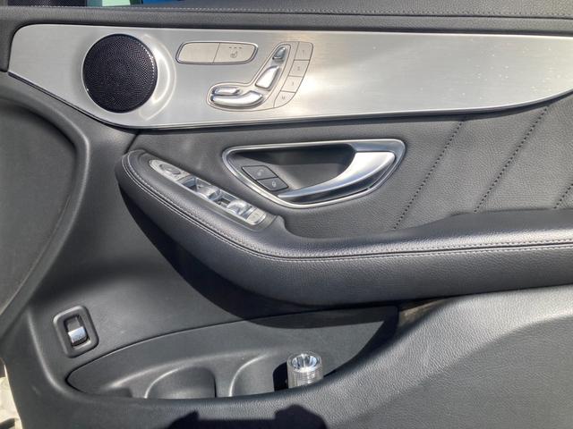 GLC GLC250 4マチックスポーツ /レーンキープアシスト/ブラインドスポット/LEDヘッドライト/純正ナビ地デジ/360度カメラ/ハーフレザーシート/パワーシート/アンビエントライト/プッシュS/スマートキ/パワートランク/純正アルミ(22枚目)