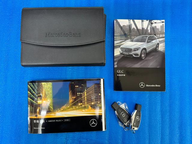 GLC GLC250 4マチックスポーツ /レーンキープアシスト/ブラインドスポット/LEDヘッドライト/純正ナビ地デジ/360度カメラ/ハーフレザーシート/パワーシート/アンビエントライト/プッシュS/スマートキ/パワートランク/純正アルミ(54枚目)