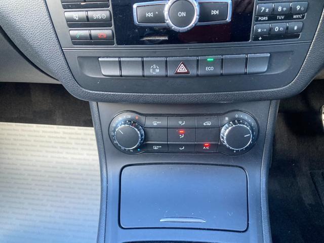 Ｂクラス Ｂ１８０　ブルーエフィシェンシースポーツナイトＰＫＧ　／ワンオーナー／純正ナビ地デジ／バックカメラ／運転席メモリー付きパワーシート／ハーフレザー／純正１８インチアルミ／（23枚目）