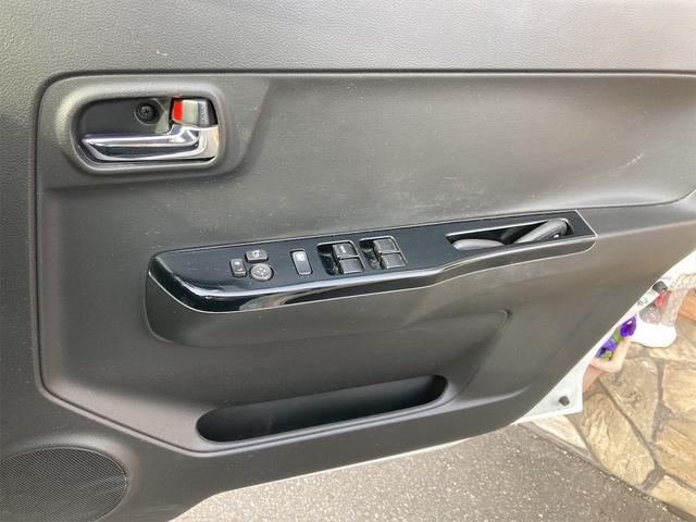 ベースグレード ETC HID スマートキー 電動格納ミラー MT 盗難防止システム ABS ESC CD Bluetooth アルミホイール 衝突安全ボディ エアコン パワーステアリング パワーウィンドウ(11枚目)