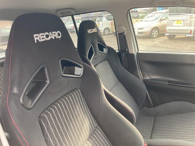 ベースグレード ETC HID スマートキー 電動格納ミラー MT 盗難防止システム ABS ESC CD Bluetooth アルミホイール 衝突安全ボディ エアコン パワーステアリング パワーウィンドウ(21枚目)
