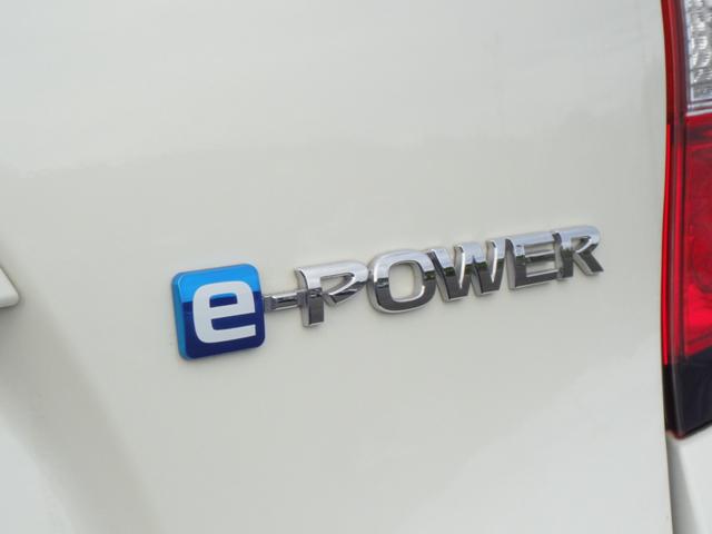 ノート e-パワー メダリスト 純正ナビDTV アラウンドビューモニター LEDヘッドライト オートハイビーム インテリジェントルームミラー ヒーターミラー ETC メダリスト専用ハーフレザーシート エマージェンシー 前後ソナー(62枚目)