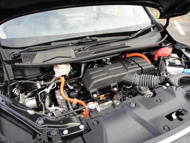 ★２モーターハイブリッドシステム「ｅ：ＨＥＶ」★モーターの滑らかな走りの楽しさと、うれしい低燃費を両立！ＷＬＴＣモード２０．０ｋｍ／Ｌ★