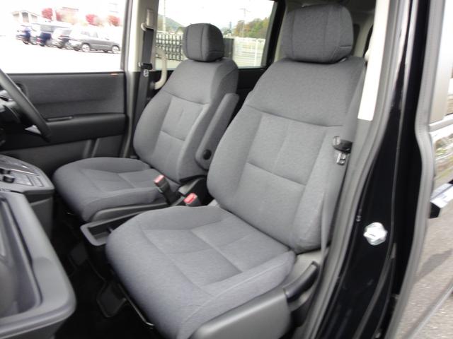 ★運転席・助手席ともにシートヒーター付★冬の朝方や夜乗られる時にはもってこいの装備です。約２０秒くらいで腰あたりからジワーッと温かくなります！