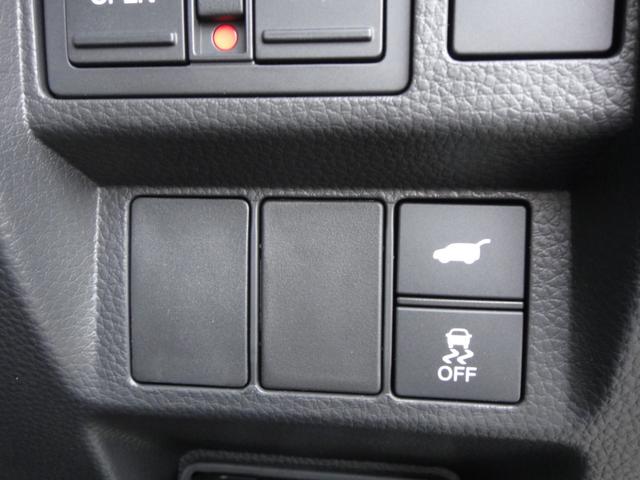 ★パワーリフトゲート★操作はワイヤレスリモコンキーで出来ます！大きな荷物を抱えての積み込みにも楽ですよ！