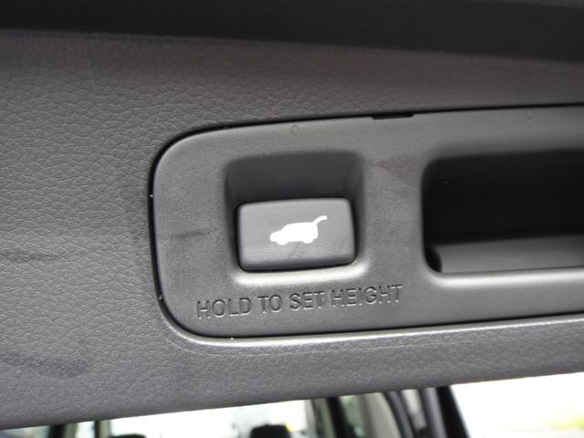 ★パワーリフトゲート★操作はワイヤレスリモコンキーで出来ます！大きな荷物を抱えての積み込みにも楽ですよ！