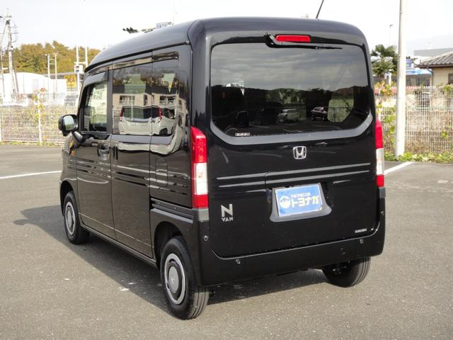 N-VAN ファン 4WD 純正8インチインターナビDTV 3画面バックカメラ Hセンシング フルLEDヘッドライト Hondaスマートキーシステム 運助席用i-SRS 充電用USBジャック LEDフォグ ヒーテッドドアミラー(9枚目)