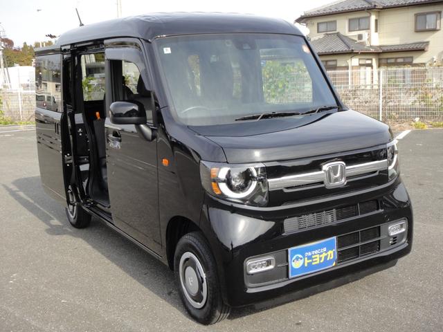N-VAN ファン 4WD 純正8インチインターナビDTV 3画面バックカメラ Hセンシング フルLEDヘッドライト Hondaスマートキーシステム 運助席用i-SRS 充電用USBジャック LEDフォグ ヒーテッドドアミラー(10枚目)