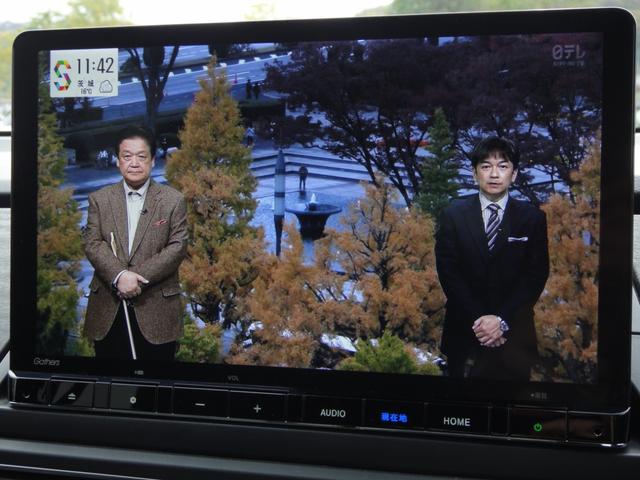 オデッセイハイブリッド ｅ：ＨＥＶアブソルート・ＥＸブラックエディション　純正１１．４インチコネクトナビＤＴＶ　純正１５．６インチ後席モニター　マルチビューカメラ　ブラックレザーシート　１・２列シートヒーター　２列目両側アームレスト付４ウェイパワーシート　ディーラーデモカー（20枚目）