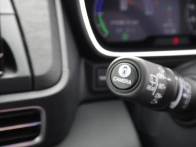 オデッセイハイブリッド ｅ：ＨＥＶアブソルート・ＥＸブラックエディション　純正１１．４インチコネクトナビＤＴＶ　純正１５．６インチ後席モニター　マルチビューカメラ　ブラックレザーシート　１・２列シートヒーター　２列目両側アームレスト付４ウェイパワーシート　ディーラーデモカー（45枚目）