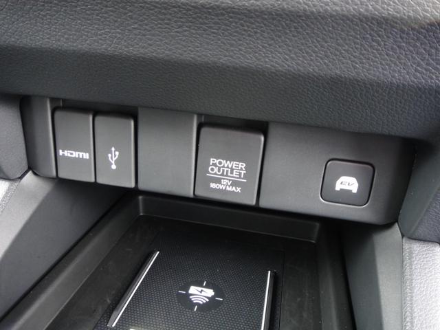 オデッセイハイブリッド ｅ：ＨＥＶアブソルート・ＥＸブラックエディション　純正１１．４インチコネクトナビＤＴＶ　純正１５．６インチ後席モニター　マルチビューカメラ　ブラックレザーシート　１・２列シートヒーター　２列目両側アームレスト付４ウェイパワーシート　ディーラーデモカー（46枚目）