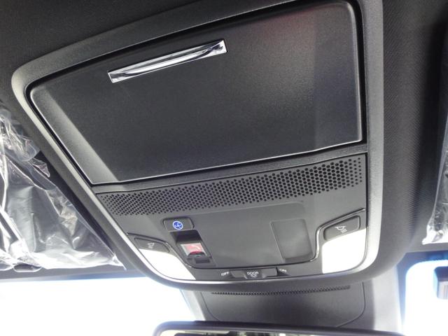 オデッセイハイブリッド ｅ：ＨＥＶアブソルート・ＥＸブラックエディション　純正１１．４インチコネクトナビＤＴＶ　純正１５．６インチ後席モニター　マルチビューカメラ　ブラックレザーシート　１・２列シートヒーター　２列目両側アームレスト付４ウェイパワーシート　ディーラーデモカー（64枚目）