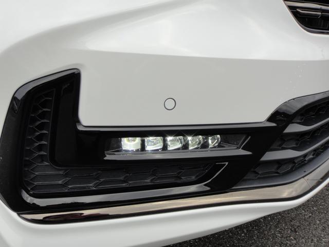 オデッセイハイブリッド ｅ：ＨＥＶアブソルート・ＥＸブラックエディション　純正１１．４インチコネクトナビＤＴＶ　純正１５．６インチ後席モニター　マルチビューカメラ　ブラックレザーシート　１・２列シートヒーター　２列目両側アームレスト付４ウェイパワーシート　ディーラーデモカー（70枚目）