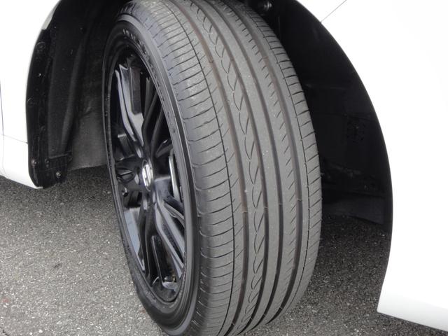 オデッセイハイブリッド ｅ：ＨＥＶアブソルート・ＥＸブラックエディション　純正１１．４インチコネクトナビＤＴＶ　純正１５．６インチ後席モニター　マルチビューカメラ　ブラックレザーシート　１・２列シートヒーター　２列目両側アームレスト付４ウェイパワーシート　ディーラーデモカー（73枚目）