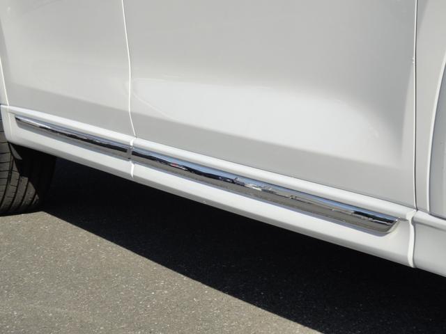 ＣＸ－８ ＸＤ　エクスクルーシブモード　１０．２５インチナビＤＴＶ　アルパイン後席モニター　ＢＯＳＥサウンド　黒レザーシート　シートベンチレーション＆シートヒーター＆パワーシート　シートポジションメモリー　パワーリアゲート　ルーフレール（19枚目）