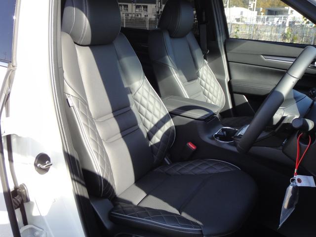 ＣＸ－８ ＸＤ　エクスクルーシブモード　１０．２５インチナビＤＴＶ　アルパイン後席モニター　ＢＯＳＥサウンド　黒レザーシート　シートベンチレーション＆シートヒーター＆パワーシート　シートポジションメモリー　パワーリアゲート　ルーフレール（32枚目）