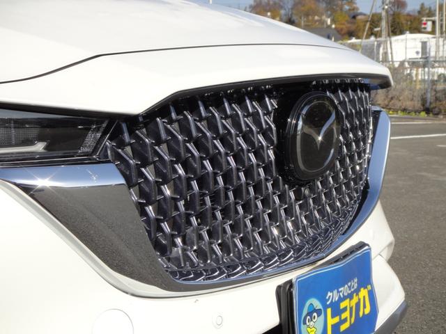 ＣＸ－８ ＸＤ　エクスクルーシブモード　１０．２５インチナビＤＴＶ　アルパイン後席モニター　ＢＯＳＥサウンド　黒レザーシート　シートベンチレーション＆シートヒーター＆パワーシート　シートポジションメモリー　パワーリアゲート　ルーフレール（69枚目）