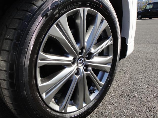 ＣＸ－８ ＸＤ　エクスクルーシブモード　１０．２５インチナビＤＴＶ　アルパイン後席モニター　ＢＯＳＥサウンド　黒レザーシート　シートベンチレーション＆シートヒーター＆パワーシート　シートポジションメモリー　パワーリアゲート　ルーフレール（70枚目）