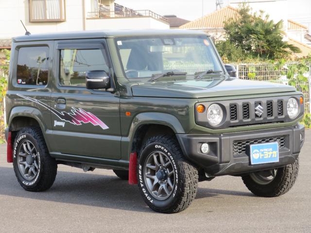 ジムニー ＸＣ　４ＷＤ　５ＭＴ　ターボ　ワンオーナー　純正８インチＳＤナビ　フルセグＴＶ　ＥＴＣ　ＴＯＹＯ　ＯＰＥＮ　ＣＯＵＮＴＲＹ　Ｒ／Ｔタイヤ　ブースト計　運転席　助手席シートヒーター　クルーズコントロール（5枚目）