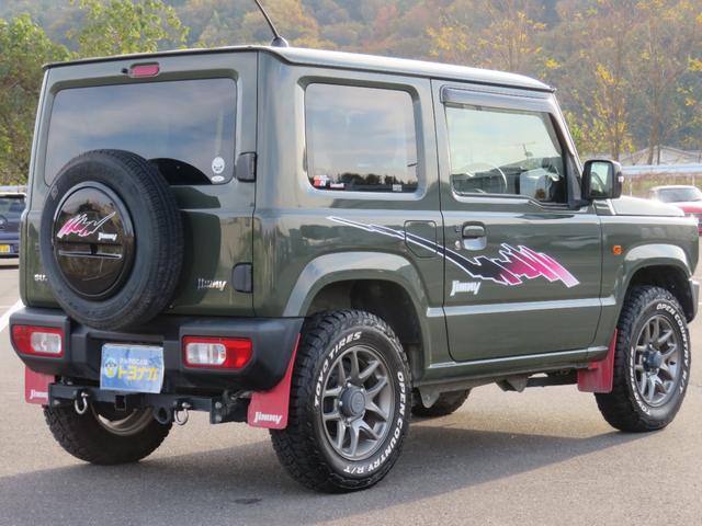 ジムニー ＸＣ　４ＷＤ　５ＭＴ　ターボ　ワンオーナー　純正８インチＳＤナビ　フルセグＴＶ　ＥＴＣ　ＴＯＹＯ　ＯＰＥＮ　ＣＯＵＮＴＲＹ　Ｒ／Ｔタイヤ　ブースト計　運転席　助手席シートヒーター　クルーズコントロール（8枚目）
