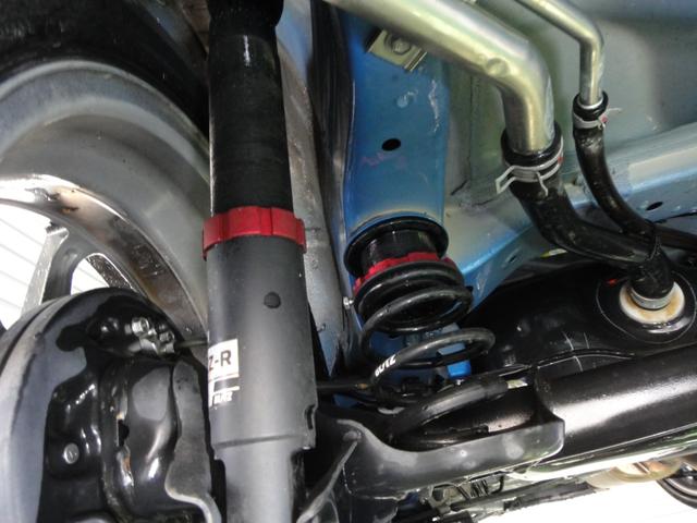 アルトワークス ベースグレード　ケンウッドナビ　地上デジタルＴＶ　ＢＬＩＴＺ車高調整式サスペンションキット　ケンウッドウーファー　純正ＲＥＣＡＲＯシート　５ＭＴ　ＨＩＤ　スマートキー　プッシュスタート　スモークフィルム（12枚目）