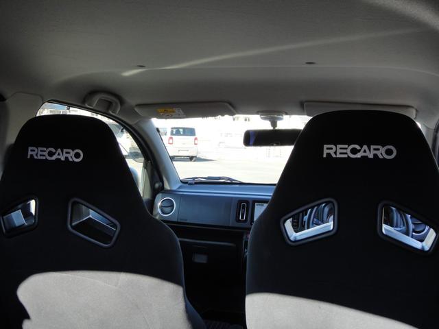 アルトワークス ベースグレード　ケンウッドナビ　地上デジタルＴＶ　ＢＬＩＴＺ車高調整式サスペンションキット　ケンウッドウーファー　純正ＲＥＣＡＲＯシート　５ＭＴ　ＨＩＤ　スマートキー　プッシュスタート　スモークフィルム（60枚目）