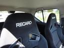 ★レカロ社との共同開発による専用シート!サポート性に優れたバケットシートはあらゆるシーンでスポーツ走行をサポート!専用のシート表皮を採用して、“RECARO”のロゴがオーナーの自尊心を満たしてくれる★