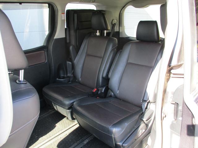 エスクァイア ハイブリッドGi 純正ナビ・TV バックカメラ クルーズコントロール シートヒーター フリップダウンモニター(19枚目)