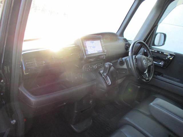 N-BOXカスタム Lターボ ワンオーナー 純正ナビ・TV バックカメラ クルーズコントロール 両側パワースライドドア(13枚目)