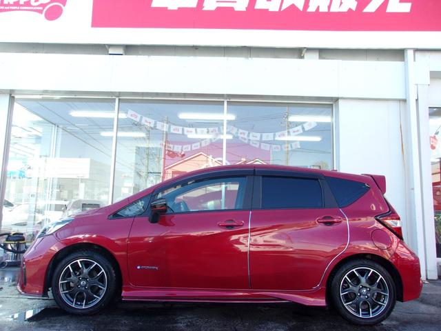 ノート ｅ－パワーニスモ　アラウンドビューカメラ　クリアランスソナー（4枚目）