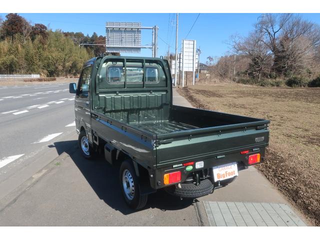 KCスペシャル 4WD Wエアバック ABS 衝突軽減ブレーキ レーンアシスト フラップ 誤発進抑制装置 キーレス 純正メッキグリル メッキドアハンドル 三方開き(2枚目)