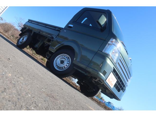 KCスペシャル 4WD Wエアバック ABS 衝突軽減ブレーキ レーンアシスト フラップ 誤発進抑制装置 キーレス 純正メッキグリル メッキドアハンドル 三方開き(5枚目)