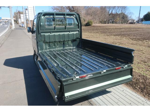 KCスペシャル 4WD Wエアバック ABS 衝突軽減ブレーキ レーンアシスト フラップ 誤発進抑制装置 キーレス 純正メッキグリル メッキドアハンドル 三方開き(72枚目)