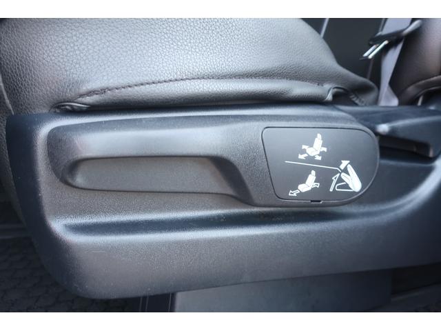 ヴォクシー ＺＳ　＜純正８型ナビＴＶ＞　＜両側Ｐスライド＞　７人乗り　地デジ　ブルートゥース　ＥＴＣ　Ｂカメラ　スマートキー　Ｐスタート　純正ＬＥＤライト　純正アルミ　クルコン　Ｔセーフティー　左フロント角修理歴あり（24枚目）