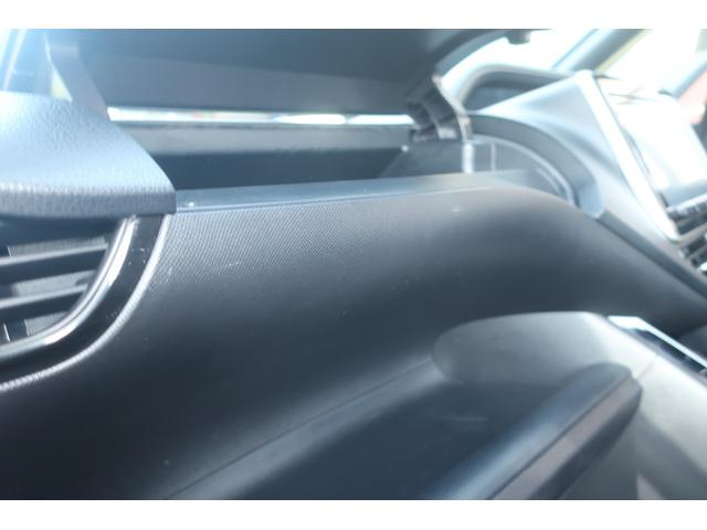 ヴォクシー ＺＳ　＜純正８型ナビＴＶ＞　＜両側Ｐスライド＞　７人乗り　地デジ　ブルートゥース　ＥＴＣ　Ｂカメラ　スマートキー　Ｐスタート　純正ＬＥＤライト　純正アルミ　クルコン　Ｔセーフティー　左フロント角修理歴あり（31枚目）