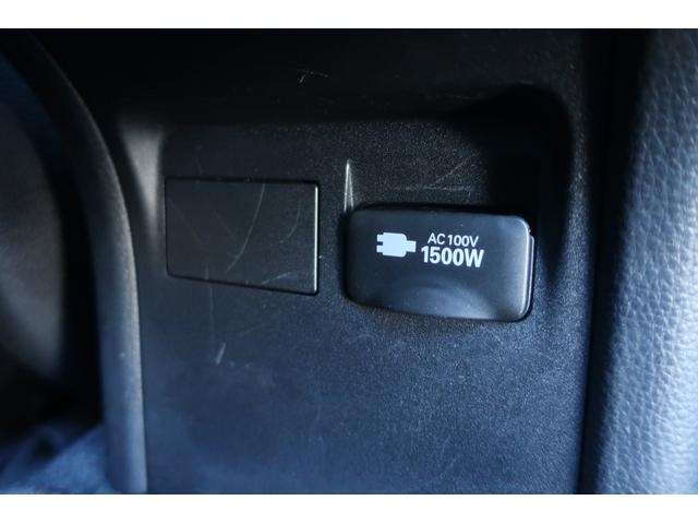 プリウス Ｚ　＜ＰＨＥＶ＞　＜ＧＲスポイラー＞　パノラマルーフ　パノラミックビューモニター　ＢＳＭ　ＬＫＡ　デジタルインナーミラー　シートヒーター＆ベンチレーション　ステアヒーター　ＥＴＣ２．０　パワーバックドア（31枚目）
