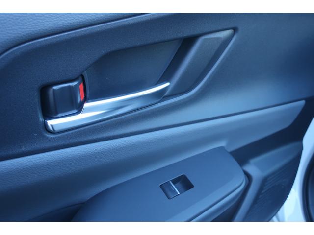 プリウス Ｚ　＜ＰＨＥＶ＞　＜ＧＲスポイラー＞　パノラマルーフ　パノラミックビューモニター　ＢＳＭ　ＬＫＡ　デジタルインナーミラー　シートヒーター＆ベンチレーション　ステアヒーター　ＥＴＣ２．０　パワーバックドア（33枚目）