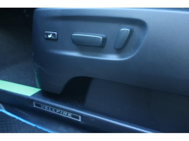 ヴェルファイア ２．５Ｚ　Ｇエディション　（純正ナビ　ＴＶ　後席モニター）サンルーフ　黒革　３眼ＬＥＤ　両側パワースライドドア　パワーバックドア　パワーシート　デジタルインナーミラー　ＥＴＣ２．０　ＨＯＴ＆ＣＯＯＬシート　Ｔセーフティセンス（16枚目）