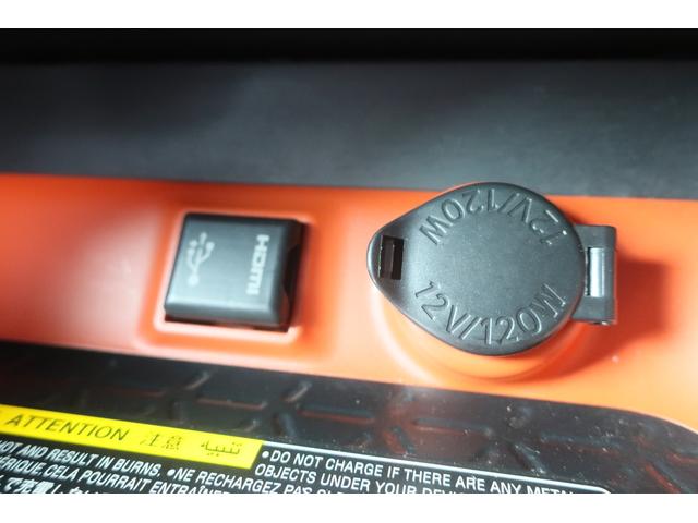 ＲＡＶ４ アドベンチャー　＜パノラマサンルーフ＞　純正９インチナビ　フルセグＴＶ　Ｂｌｕｅｔｏｏｔｈ　ＥＴＣ　置くだけ充電　パワーシート　純正ＬＥＤヘッドライト＆ＦＯＧランプ　トヨタセーフティセンス（安全装置）（16枚目）